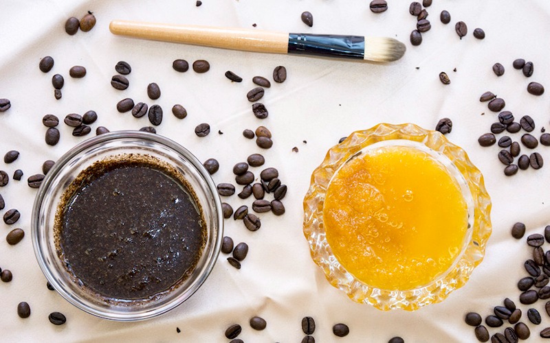 Coffee Powder Lip Scrub